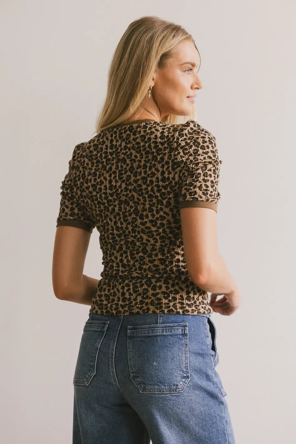 Jolie Leopard Tee