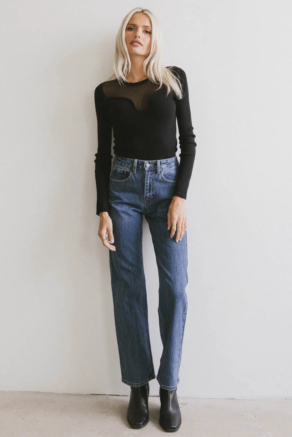 Olwen Retro Straight Leg Jeans in Dark Wash