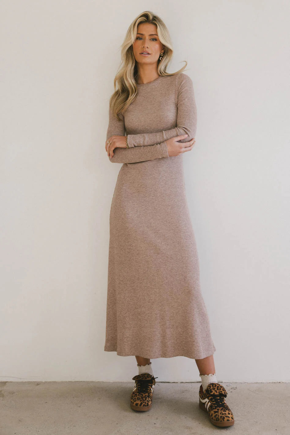 Lynette Ribbed Maxi Dress in Taupe