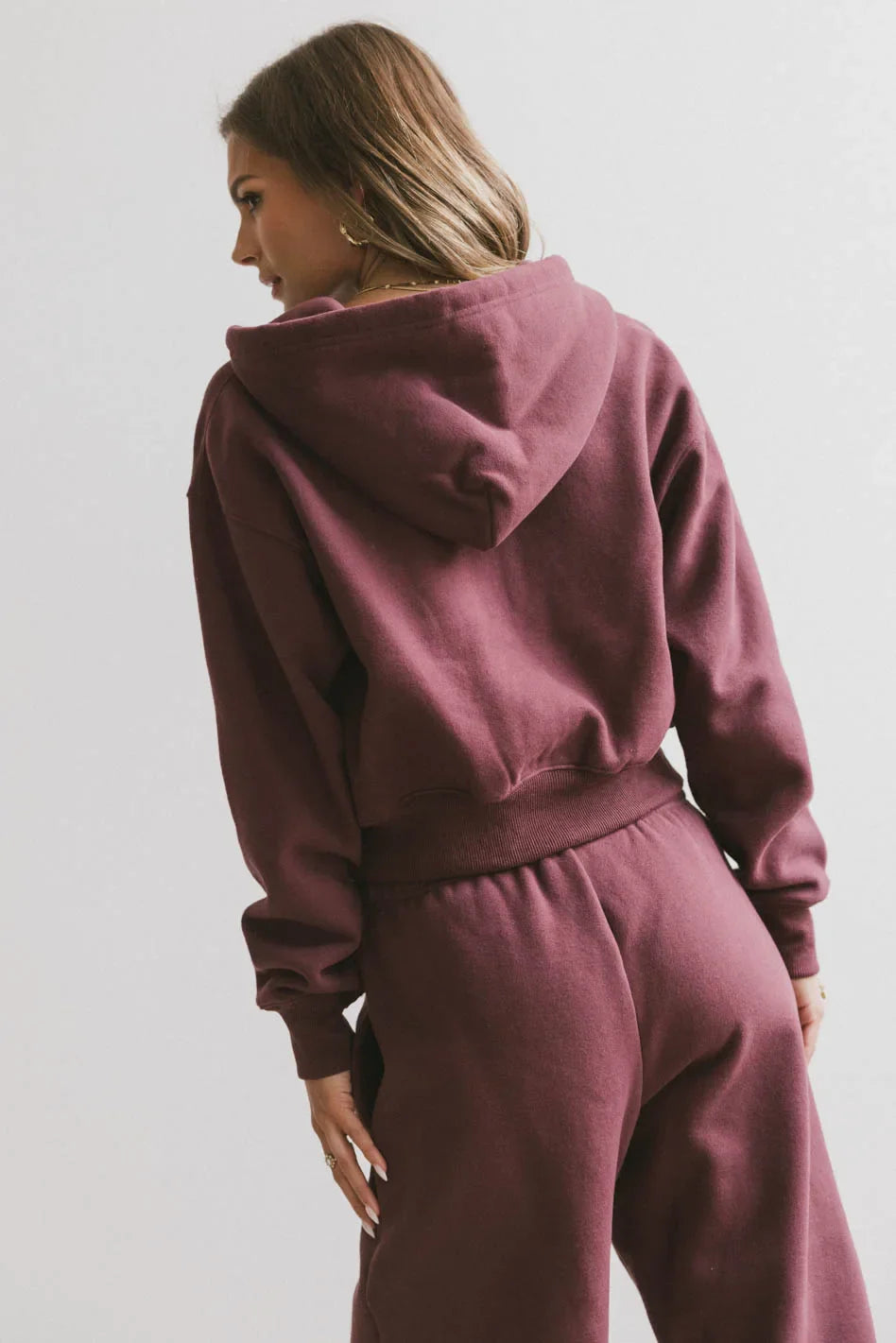 Ezra Zip Up in Burgundy