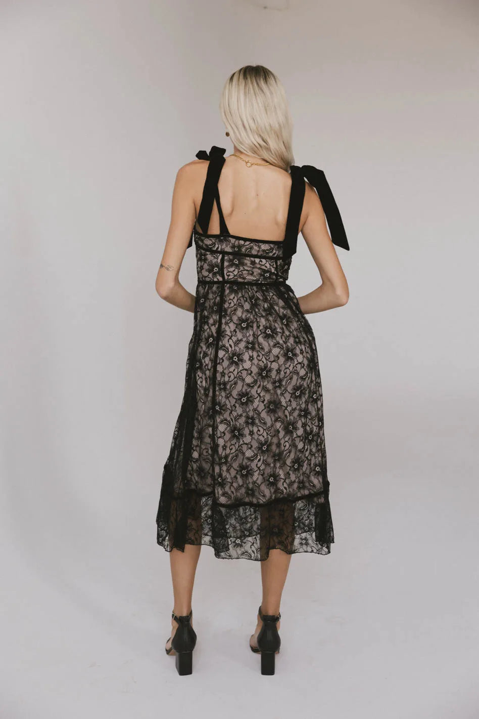 Zinnia Lace Floral Tie Strap Dress in Black