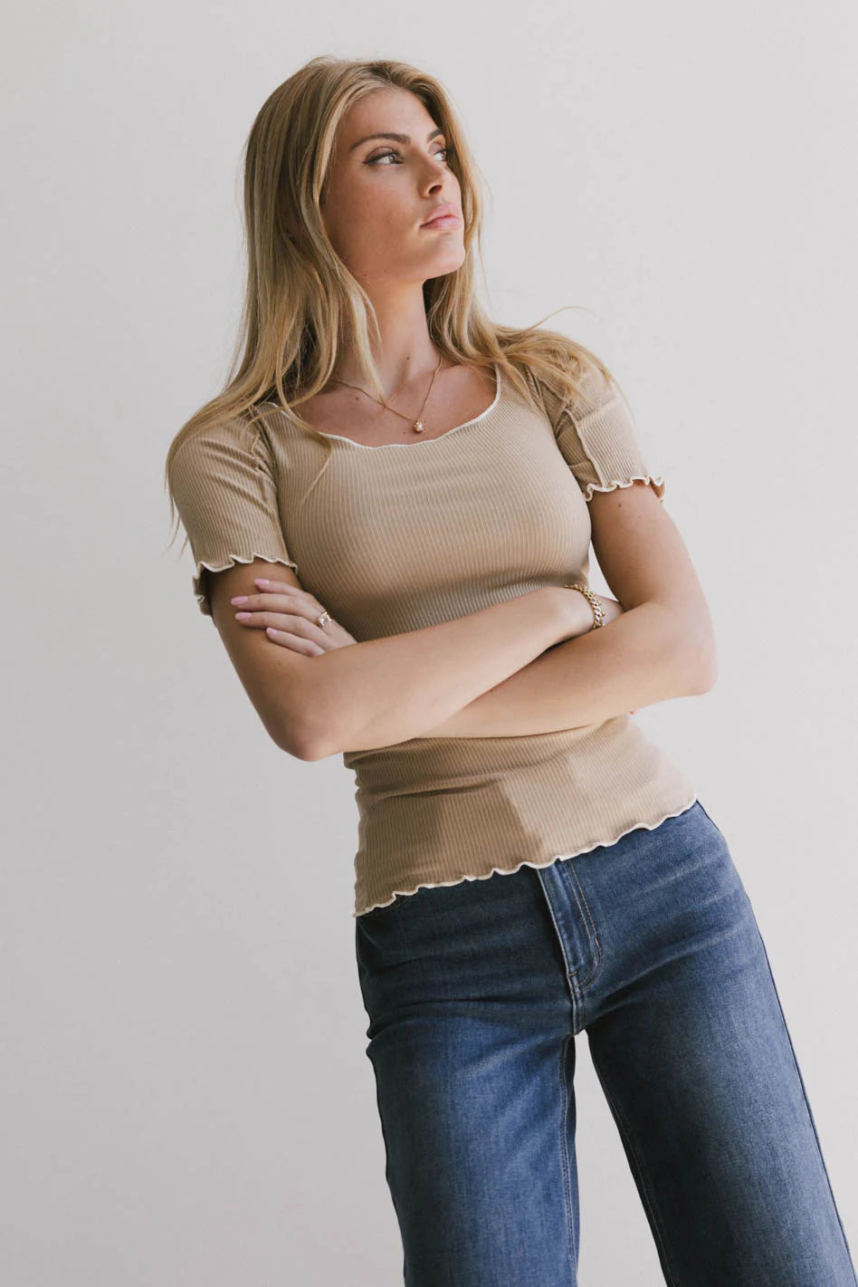 Carly Lettuce Edge Tee in Taupe