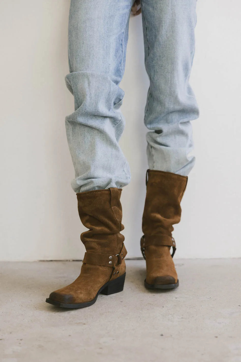 Steve Madden Ruskin Boots in Tan Suede