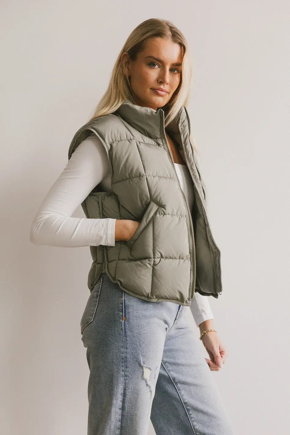 Bellese Quilted Puffer Vest in Olive