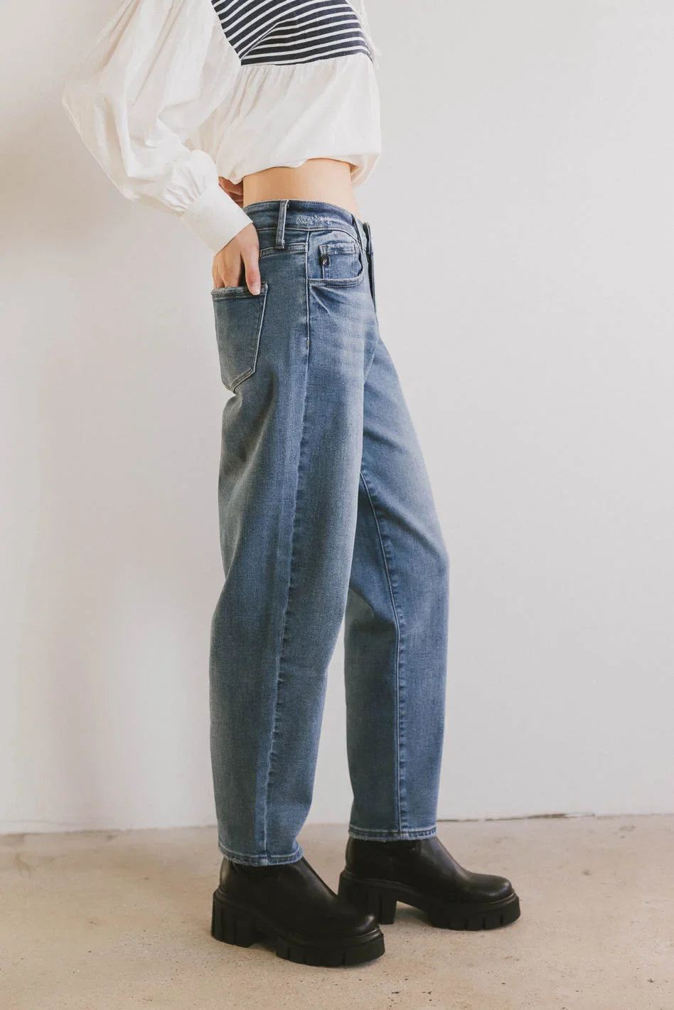 Suzanne Barrel Jeans