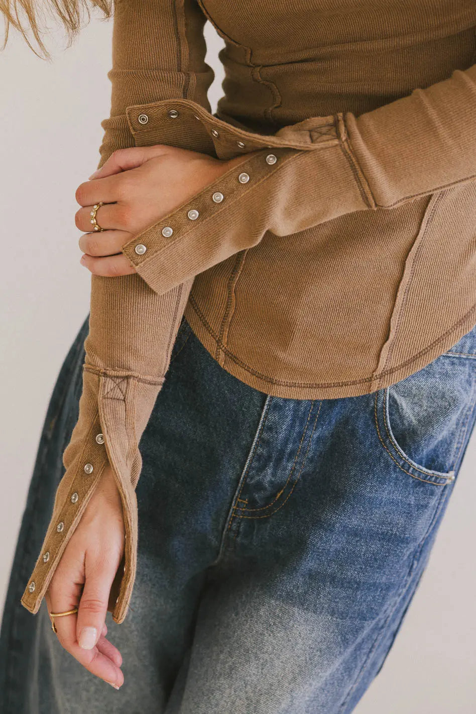 Astrid Ribbed Top in Brown