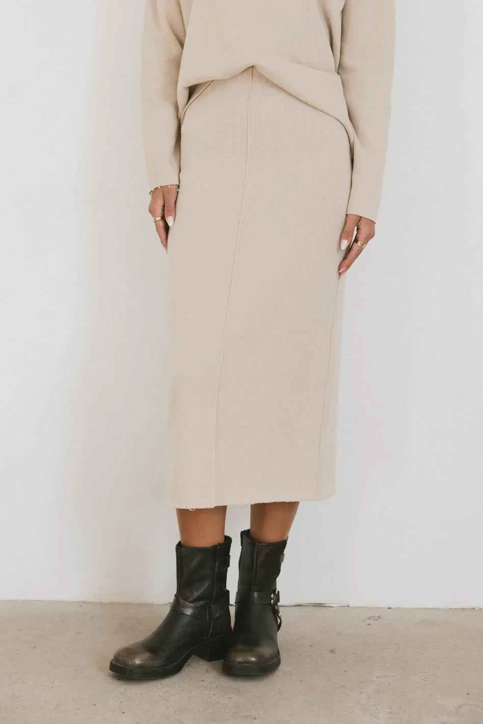 Harden Midi Skirt in Taupe