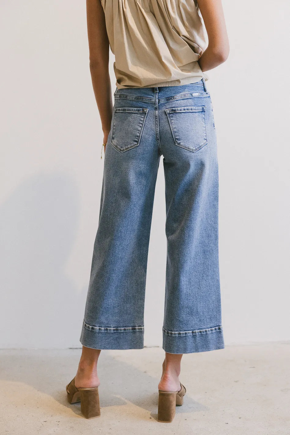 Torry Cropped Wide Leg Jeans