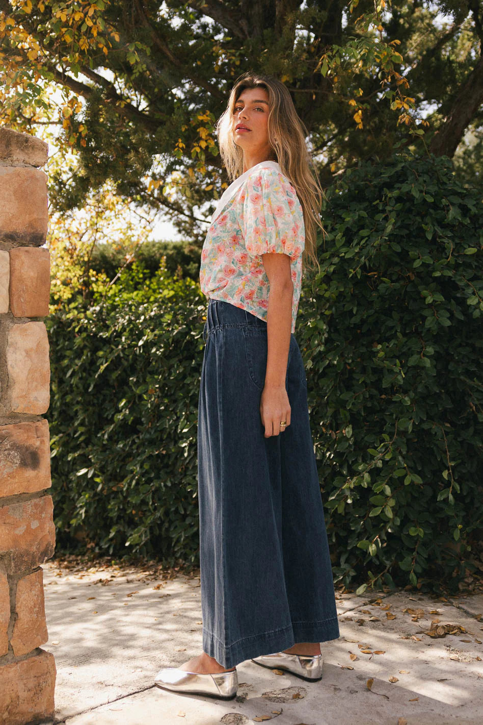 Melanie Wide Leg Pants in Dark Wash