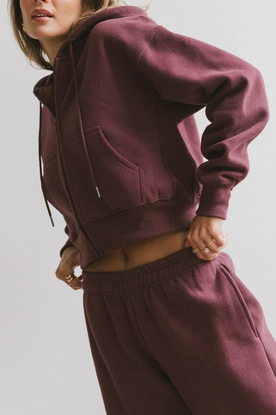 Ezra Zip Up in Burgundy