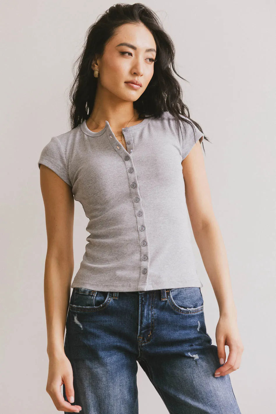 Vestia Button Up Tee in Grey