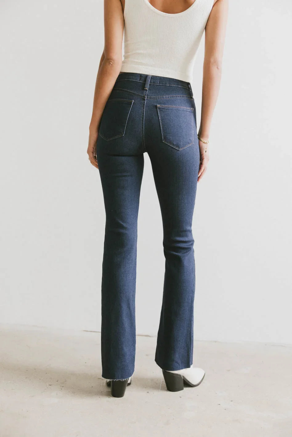 Camiraro Cropped Bootcut Jeans