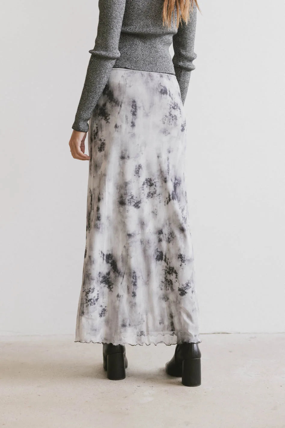 Chandler Abstract Maxi Skirt in Grey