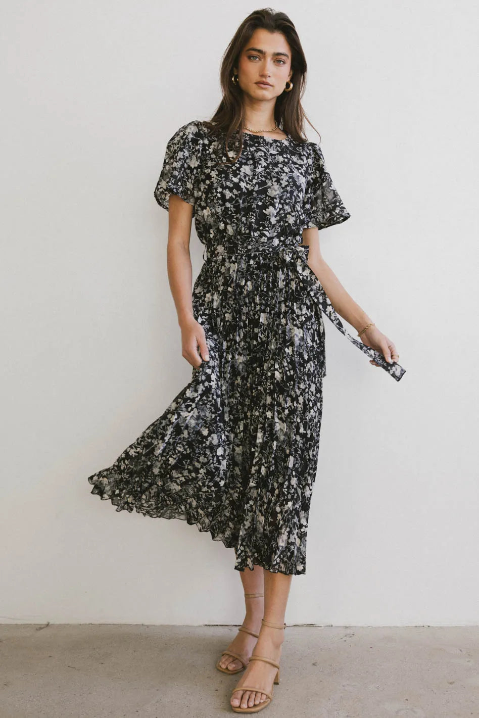 Mary Anne Floral Midi Dress in Black