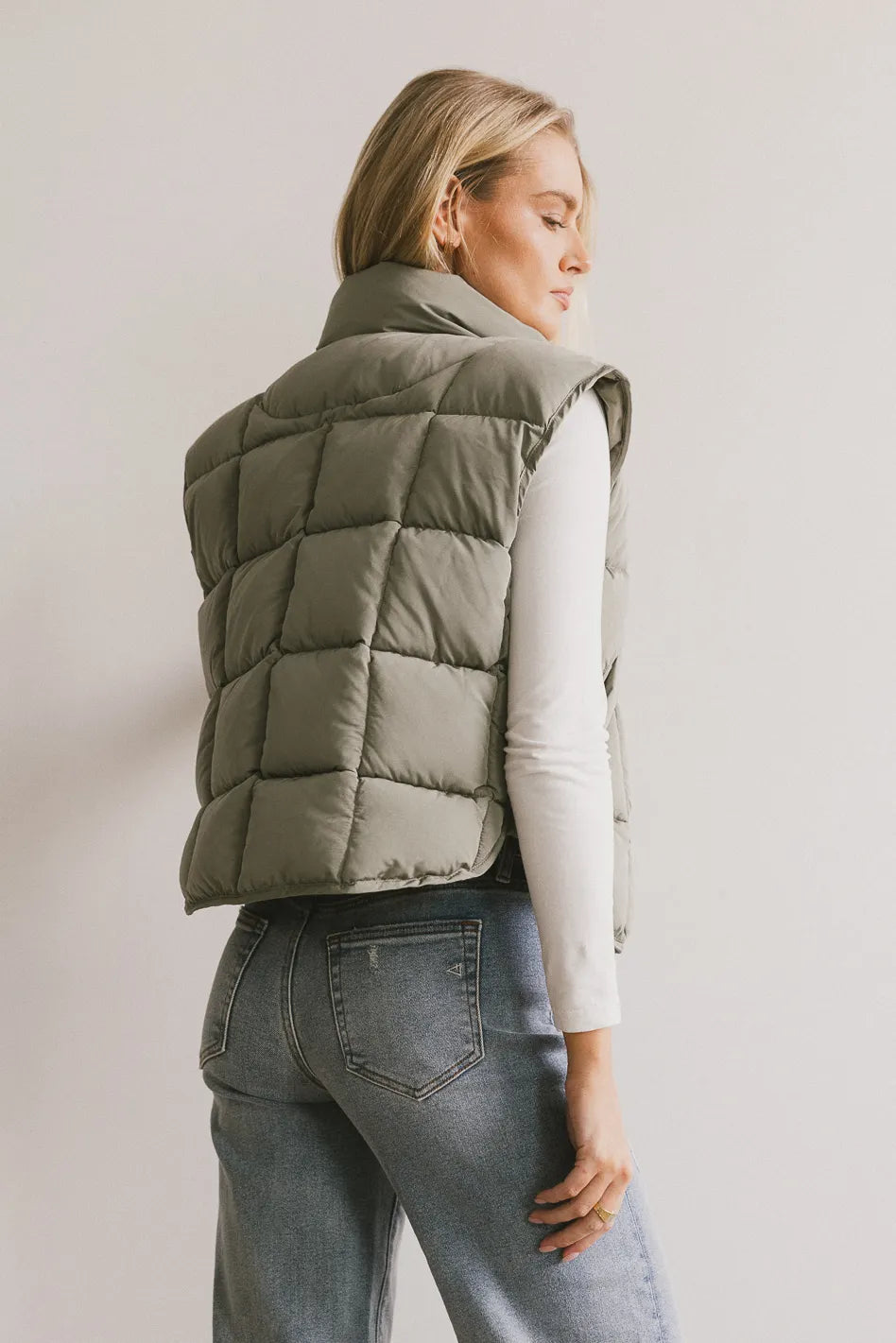 Bellese Quilted Puffer Vest in Olive