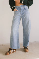 Juliette Barrel Jeans in Light Wash