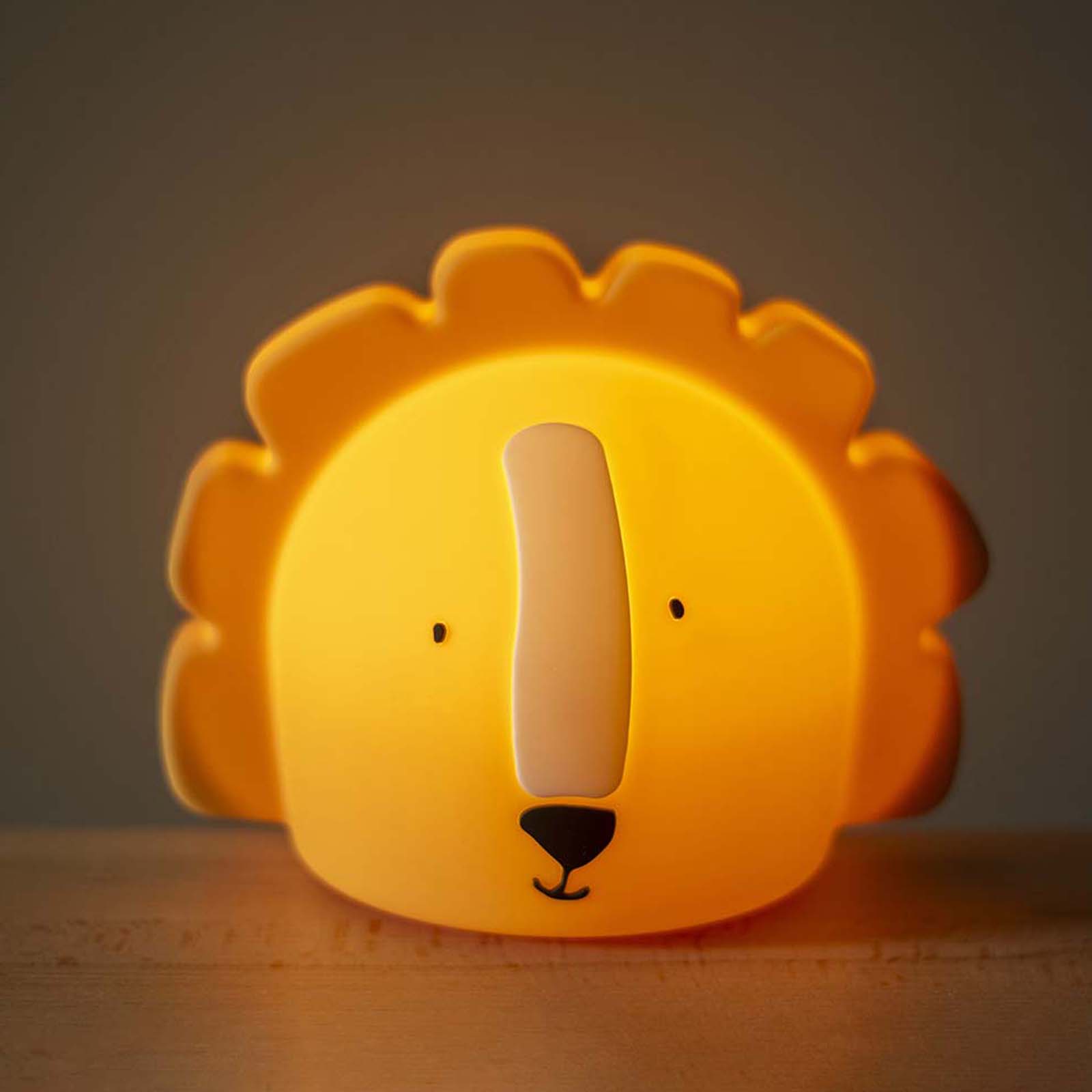 Night Light – Mr Lion