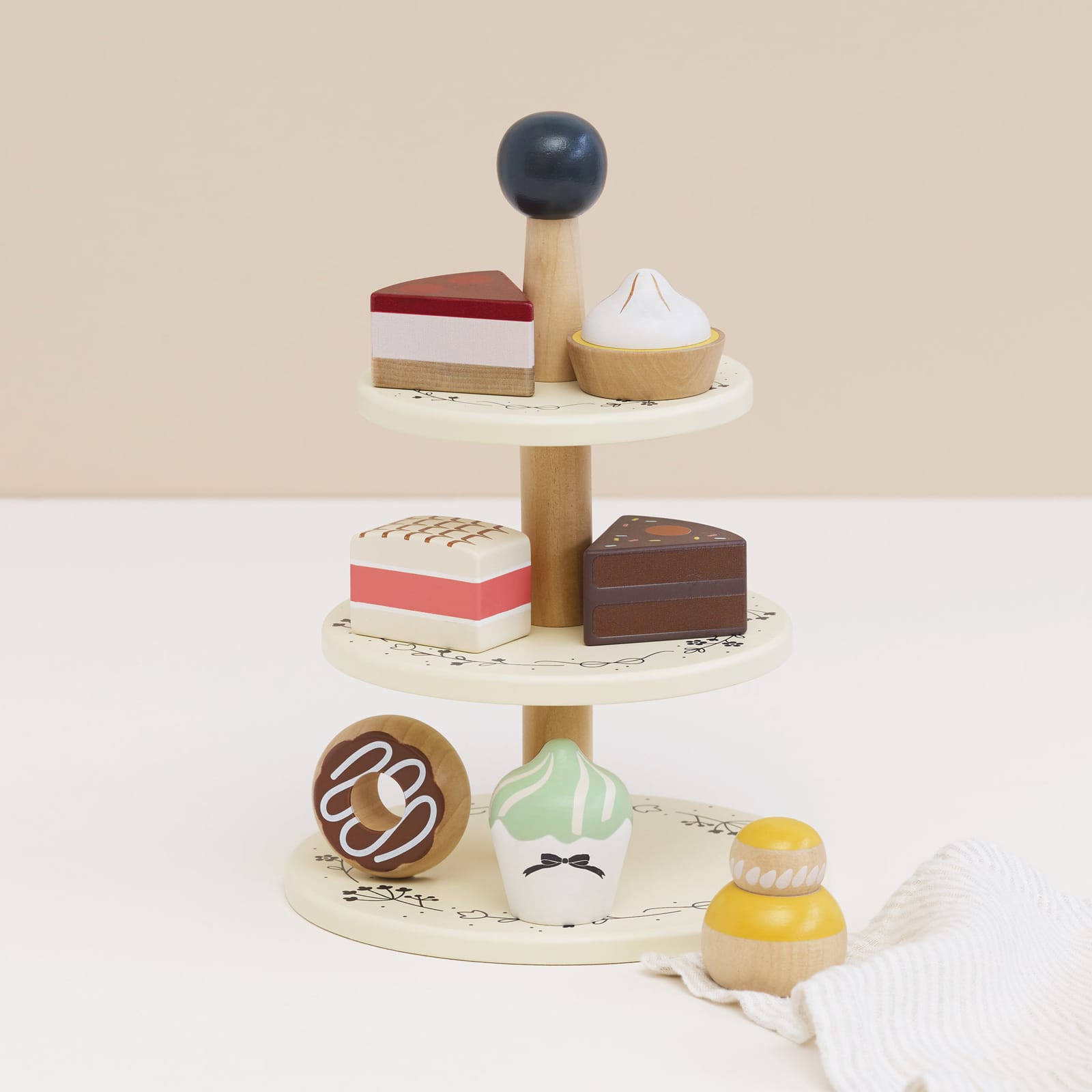 Three Tier Patisserie Cake Stand – 8 Pieces