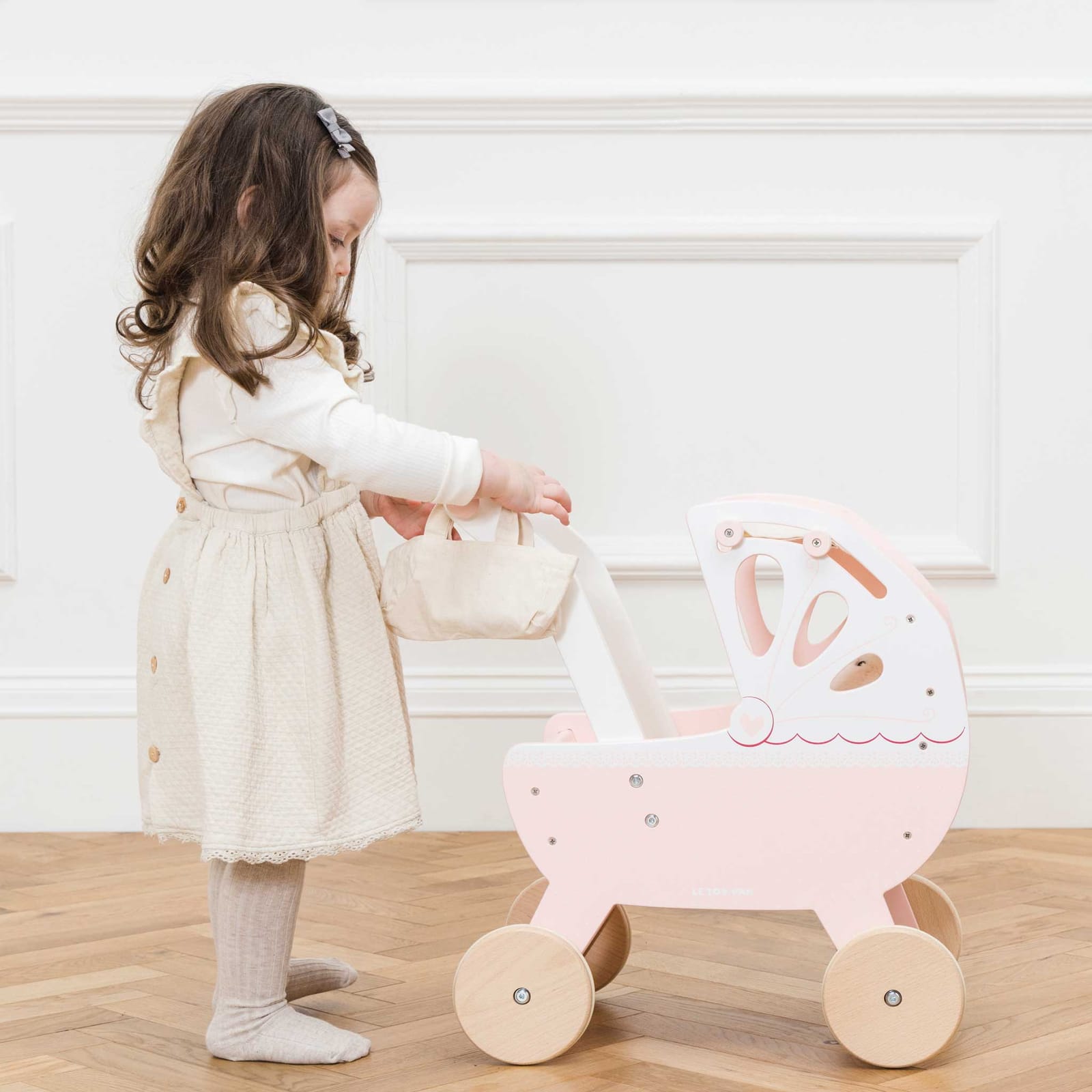 Sweetdreams Doll Pram