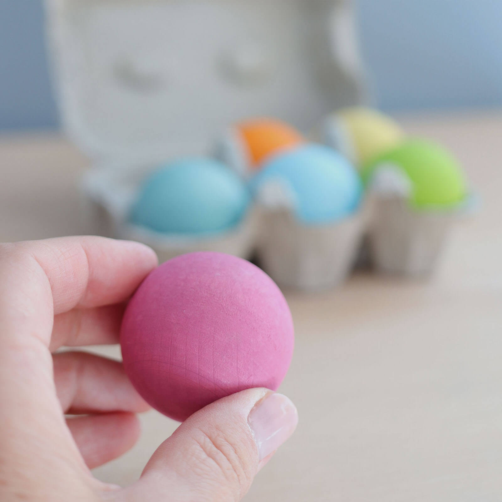 6 Wooden Pastel Balls