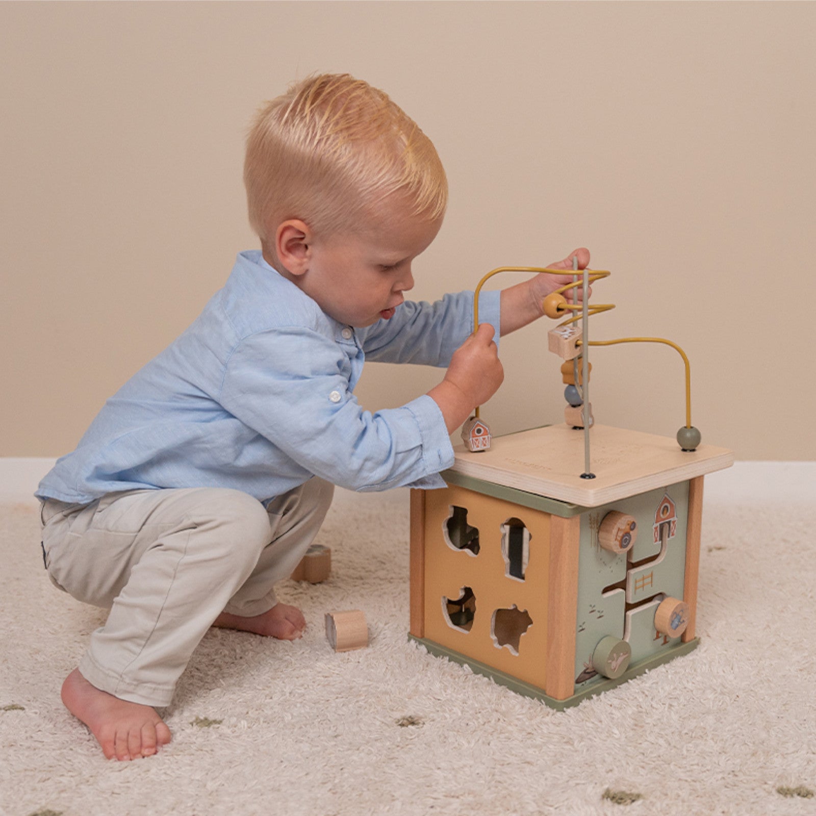 Activity Cube – Little Farm