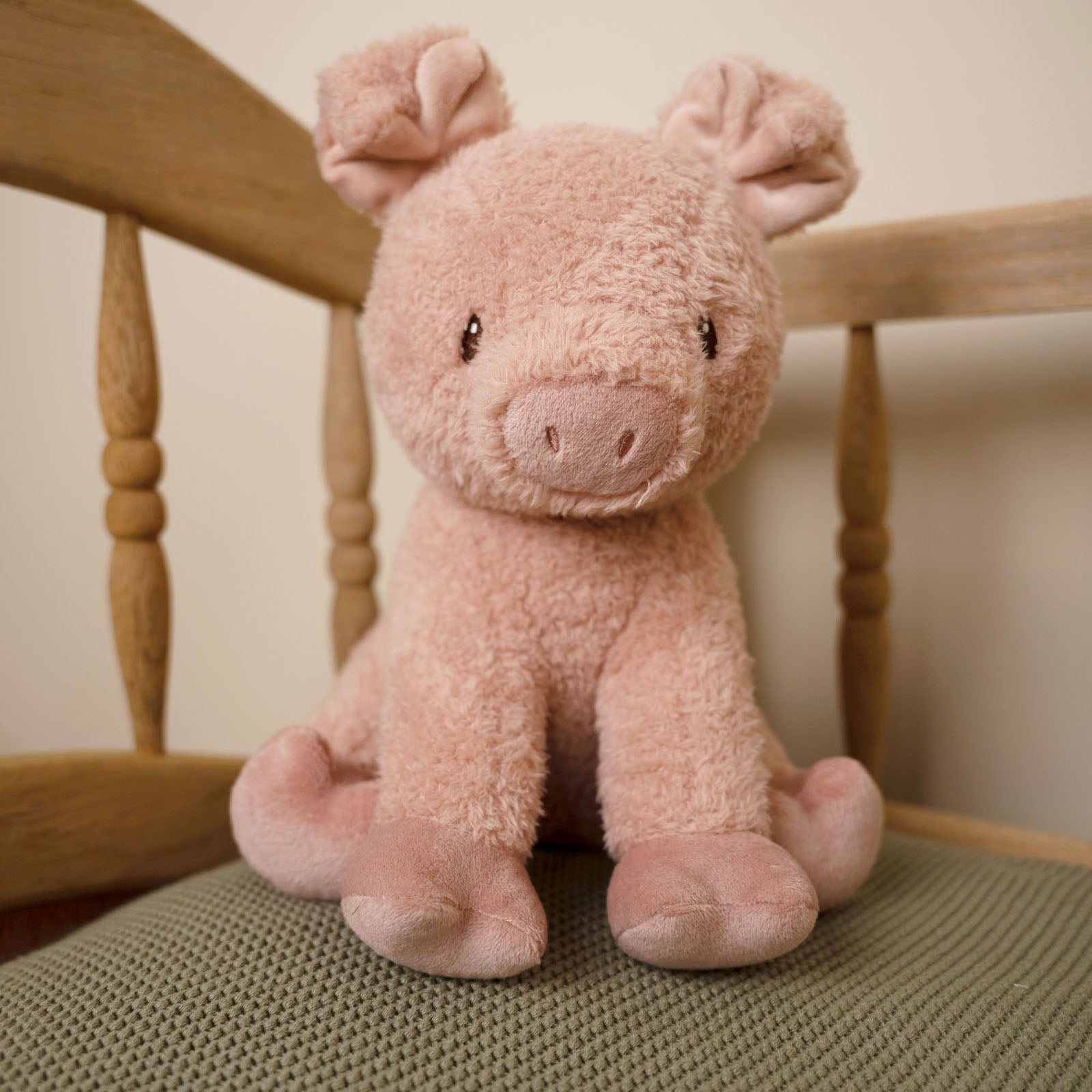 Cuddle Pig 17 cm – Little Farm